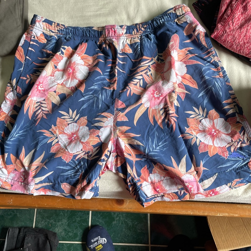 Tommy Bahama swim shorts board shorts swim trunks